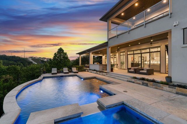 821 Laughing Dog CT, Leander, TX 78641