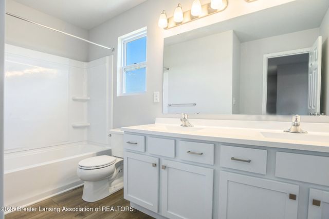 2919 Moccasin Drive, Dewitt, MI 48820