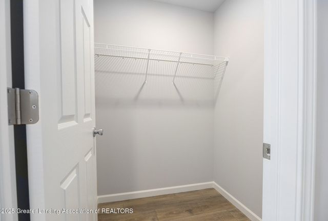 2919 Moccasin Drive, Dewitt, MI 48820