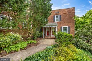 2800 S ABINGDON ST #B, Arlington, VA 22206