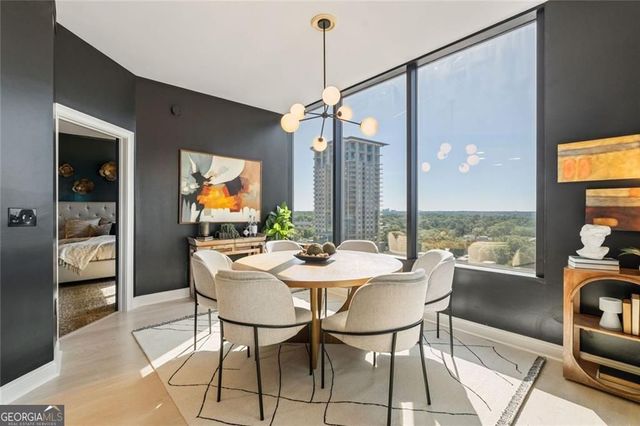 2828 Peachtree Road NW 1401, Atlanta, GA 30305