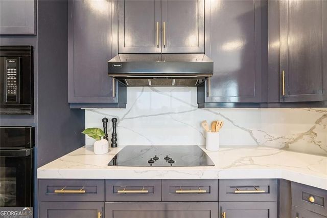 2828 Peachtree Road NW 1401, Atlanta, GA 30305