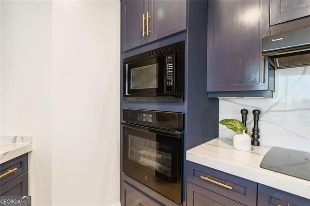 2828 Peachtree Road NW 1401, Atlanta, GA 30305