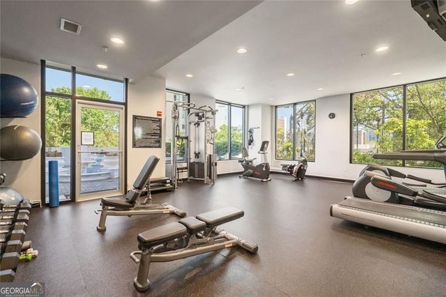 2828 Peachtree Road NW 1401, Atlanta, GA 30305
