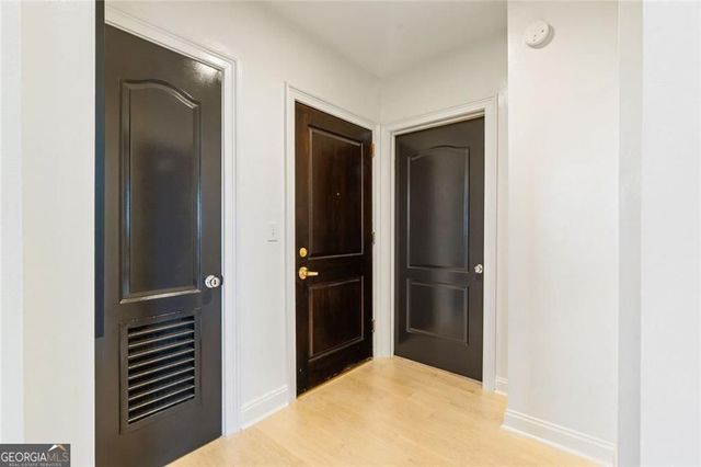 2828 Peachtree Road NW 1401, Atlanta, GA 30305