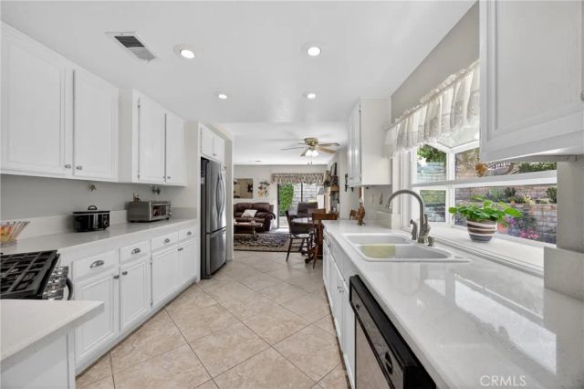 28603 Greenwood, Castaic, CA 91384