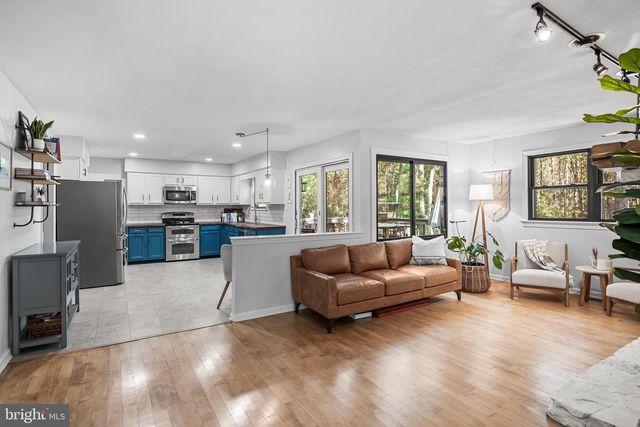 22 BRANTLEY WAY, Sicklerville, NJ 08081