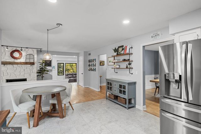 22 BRANTLEY WAY, Sicklerville, NJ 08081