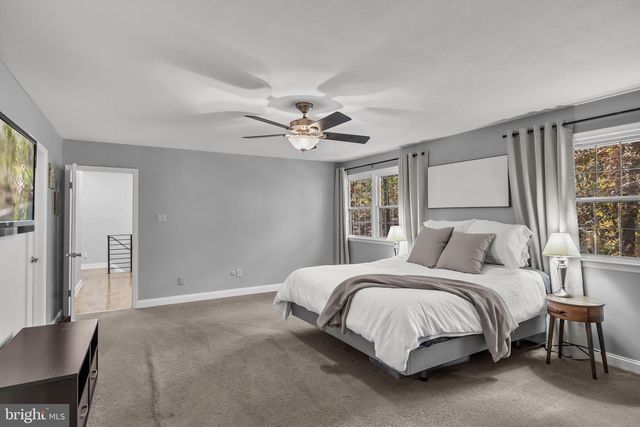 22 BRANTLEY WAY, Sicklerville, NJ 08081