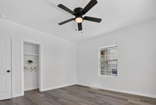2825 Avenue I, Fort Worth, TX 76105
