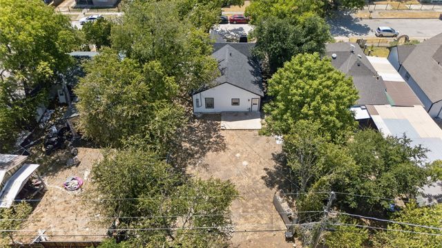 2825 Avenue I, Fort Worth, TX 76105