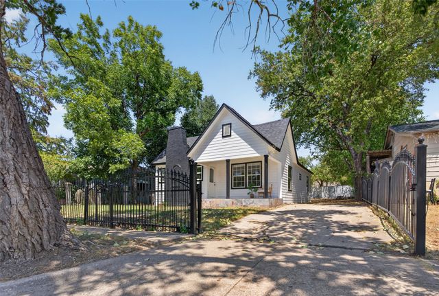 2825 Avenue I, Fort Worth, TX 76105