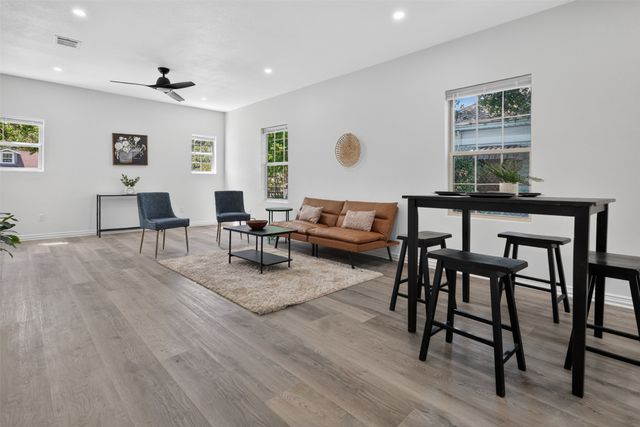2825 Avenue I, Fort Worth, TX 76105
