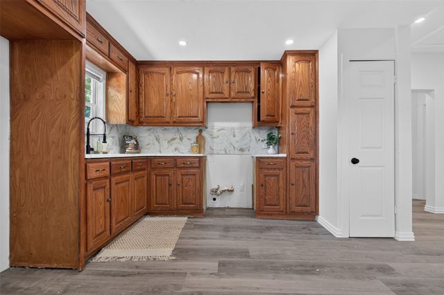 2825 Avenue I, Fort Worth, TX 76105