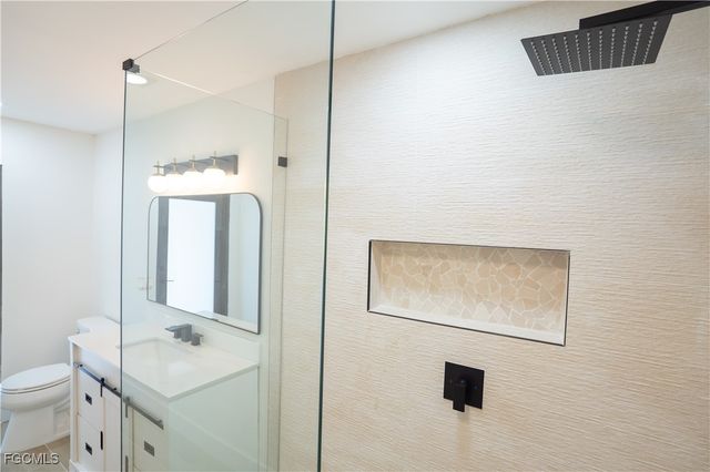 16701 Bobcat DR, Fort Myers, FL 33908