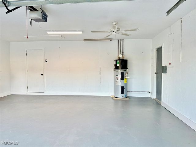 16701 Bobcat DR, Fort Myers, FL 33908