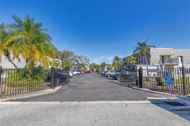 716 LYNDHURST STREET 701, Dunedin, FL 34698