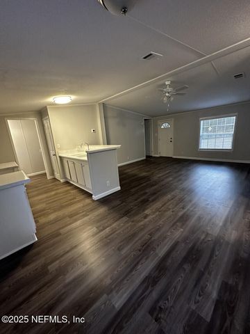 566 DENNIS Avenue, Orange Park, FL 32065