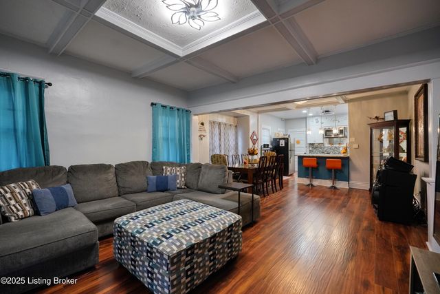 4716 S 3rd St, Louisville, KY 40214