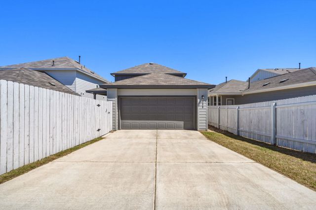 223 Rieber RD, Kyle, TX 78640