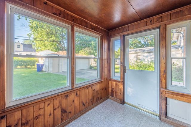 4212 Wilson ROAD, Kenosha, WI 53142