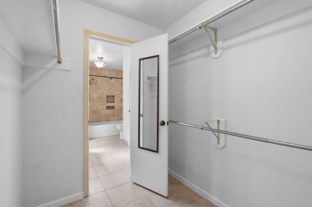 4919 Shady Oaks Lane, Friendswood, TX 77546