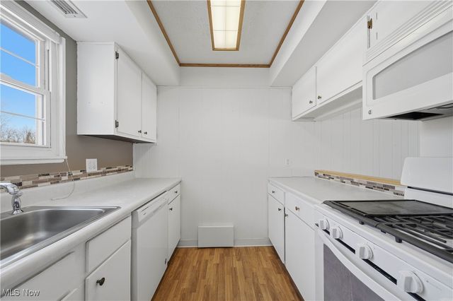 4932 Friar Road A, Stow, OH 44224