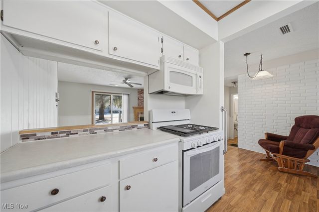 4932 Friar Road A, Stow, OH 44224