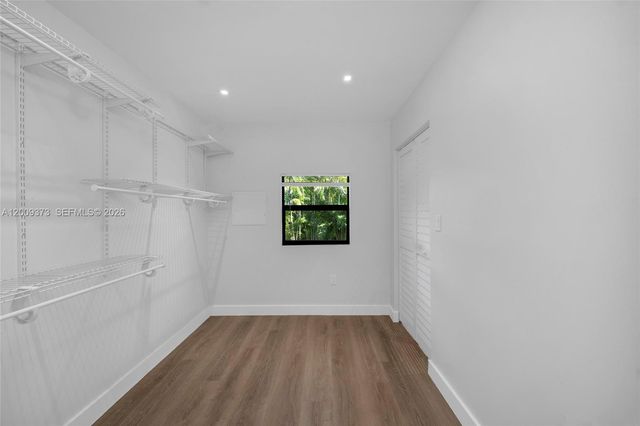 1925 SW 23rd St, Miami, FL 33145