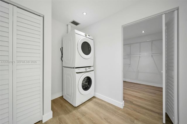 1925 SW 23rd St, Miami, FL 33145