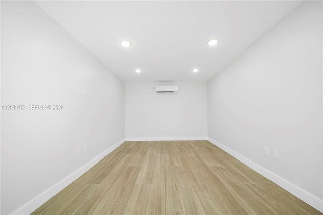 1925 SW 23rd St, Miami, FL 33145