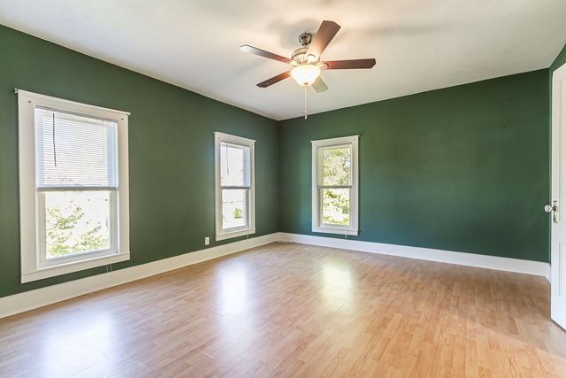 93 West Main Street, Manchester, NY 14548