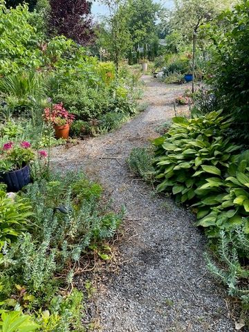 93 West Main Street, Manchester, NY 14548