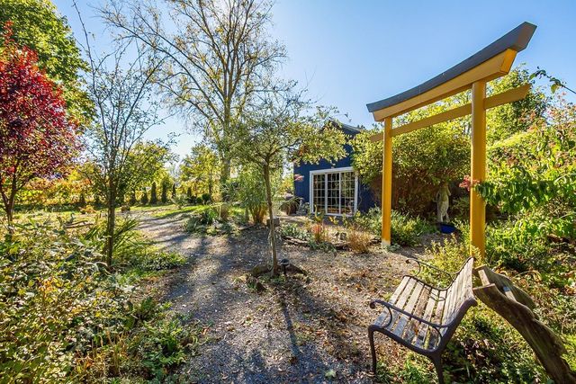 93 West Main Street, Manchester, NY 14548