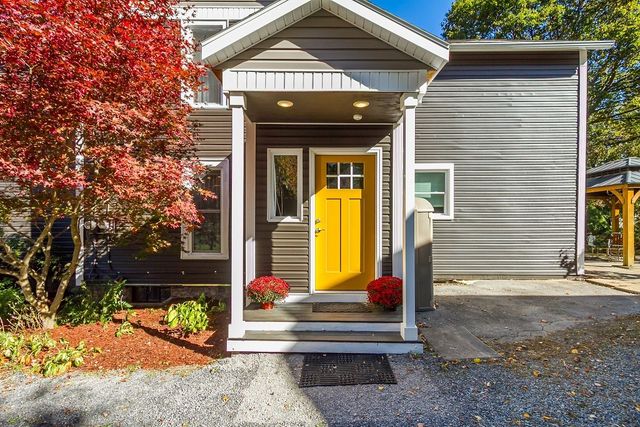 93 West Main Street, Manchester, NY 14548