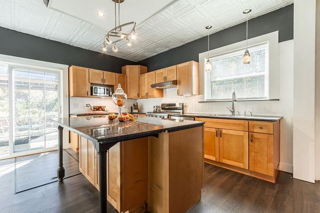 93 West Main Street, Manchester, NY 14548