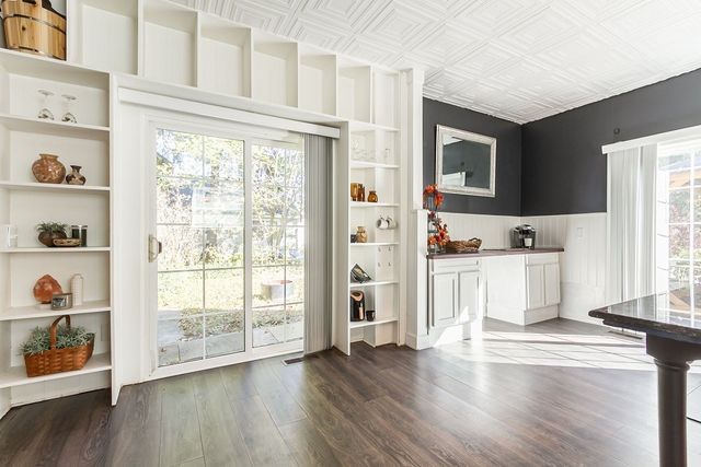 93 West Main Street, Manchester, NY 14548