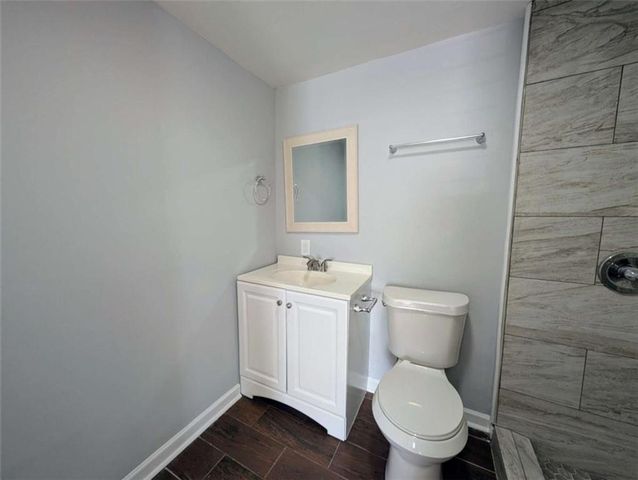 70 Ruzelle Drive, Atlanta, GA 30354