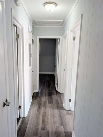 70 Ruzelle Drive, Atlanta, GA 30354