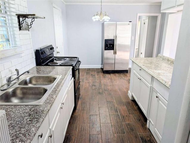 70 Ruzelle Drive, Atlanta, GA 30354