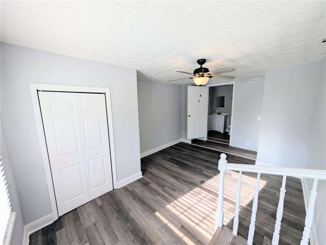 70 Ruzelle Drive, Atlanta, GA 30354