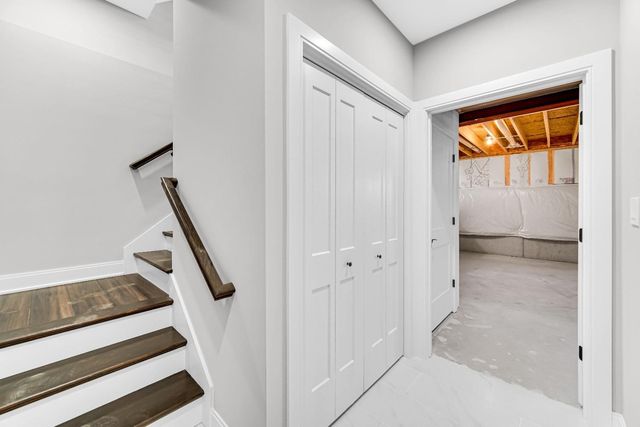 11039 Macedon Street, Winfield, IN 46307