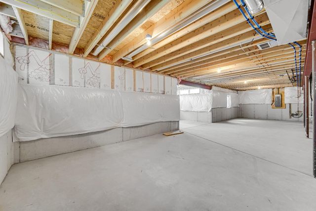 11039 Macedon Street, Winfield, IN 46307