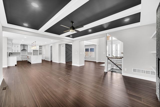 11039 Macedon Street, Winfield, IN 46307