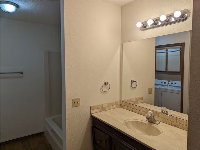 2863 Kasey Avenue B, Springdale, AR 72764