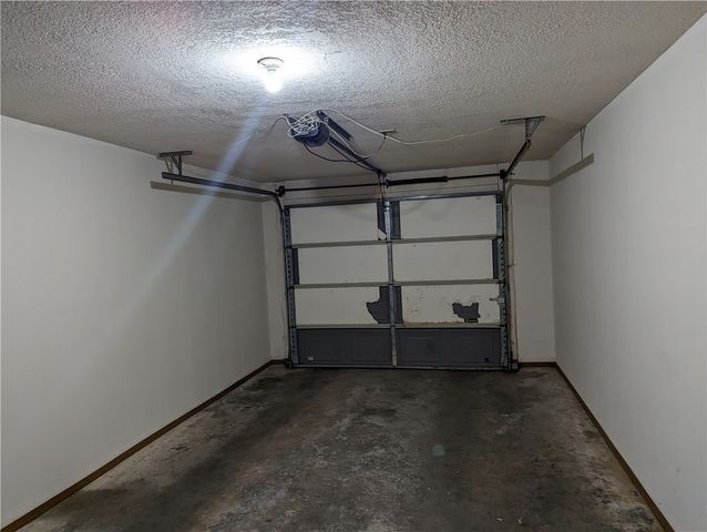 2863 Kasey Avenue B, Springdale, AR 72764