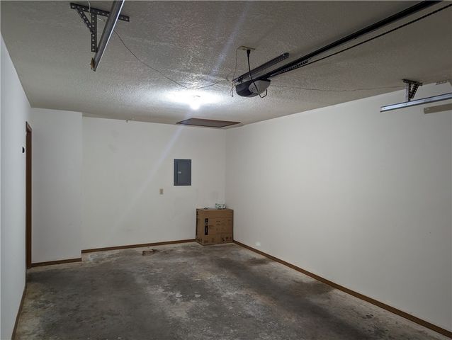 2863 Kasey Avenue B, Springdale, AR 72764