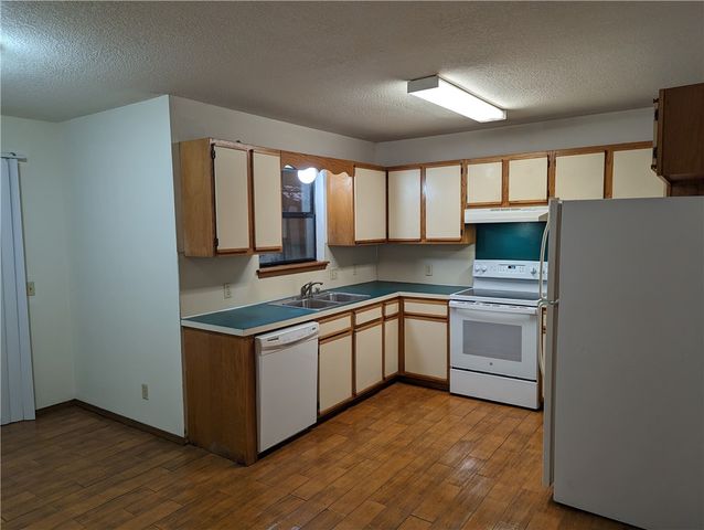 2863 Kasey Avenue B, Springdale, AR 72764