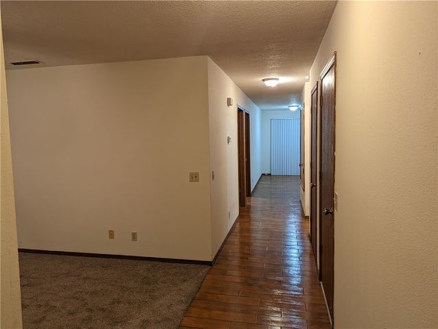 2863 Kasey Avenue B, Springdale, AR 72764