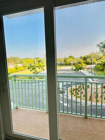 735 Pilot Lane, 314, Merritt Island, FL 32952